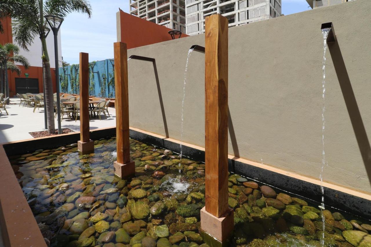 Culiacan Marriott Hotel Exterior photo
