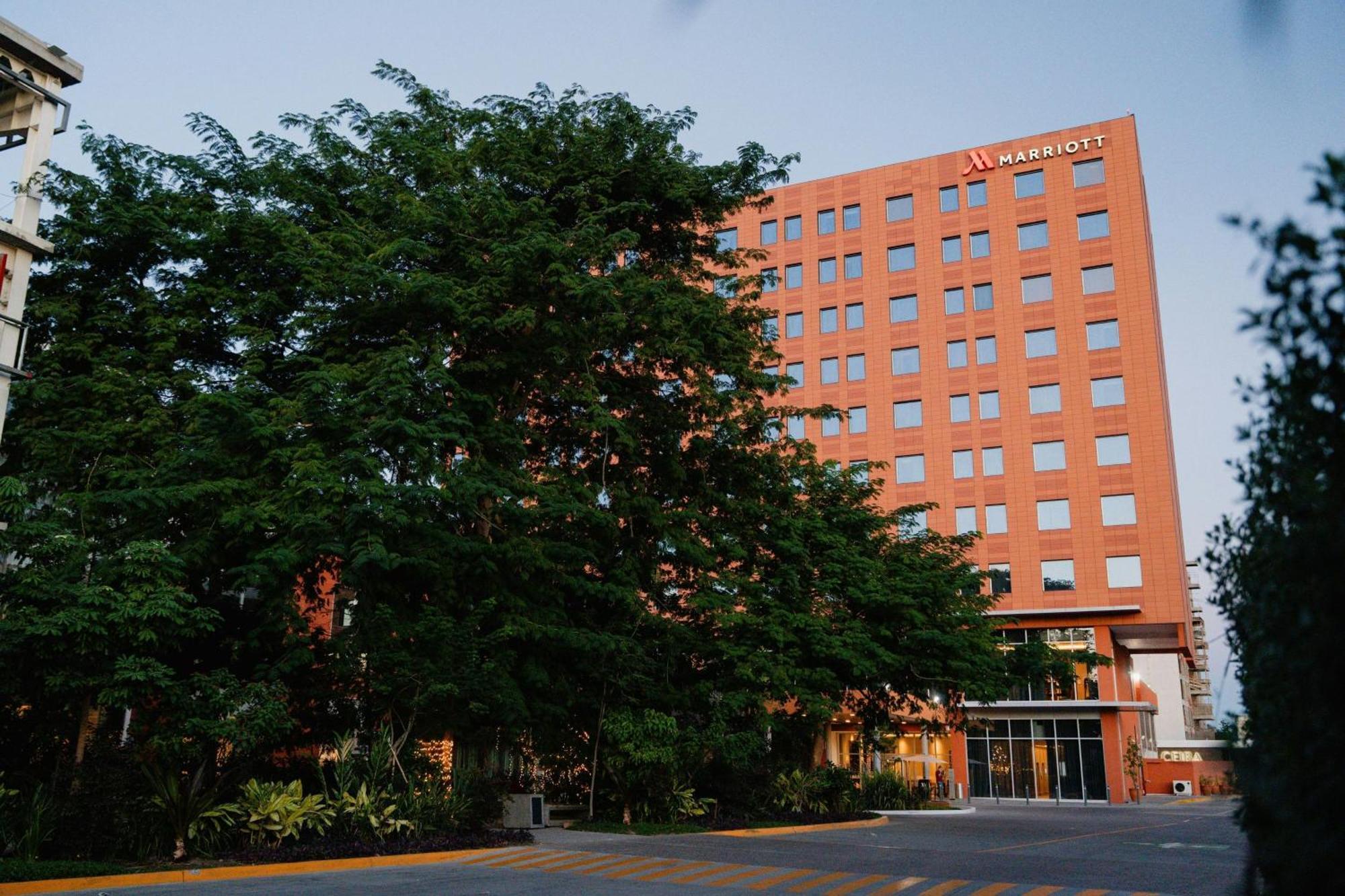 Culiacan Marriott Hotel Exterior photo